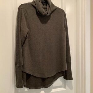 Sweet Romeo Turtle-neck sweater, olive green, size S